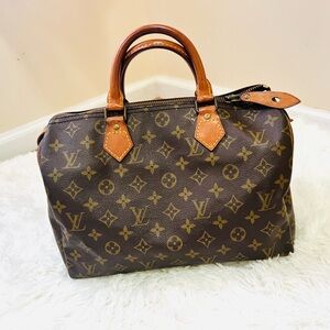 Louis Vuitton 𖤓 Monogram Speedy 30.